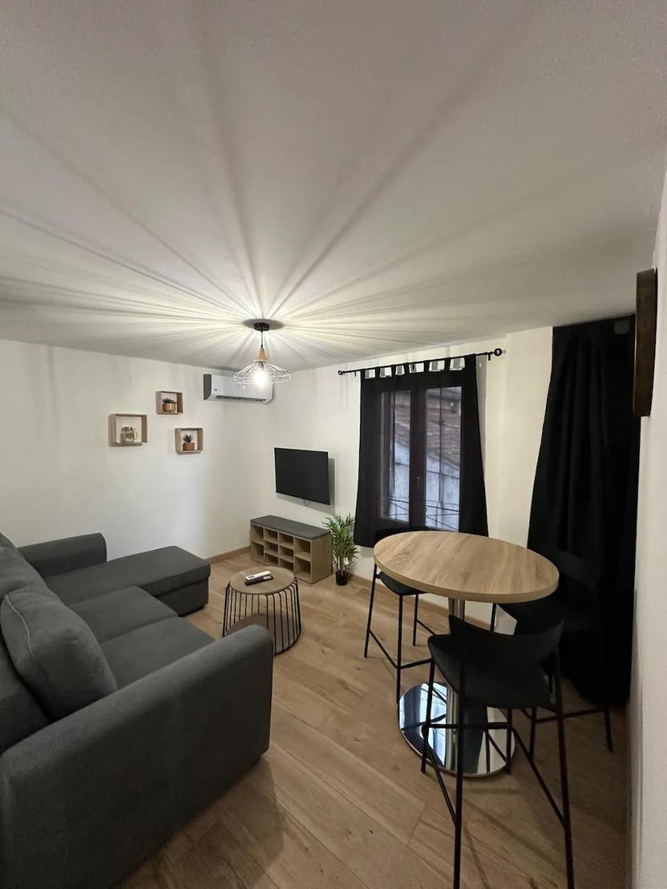 Superbe Appartement “L'Eden”Clim, Proche Remparts Avignon Exterior photo